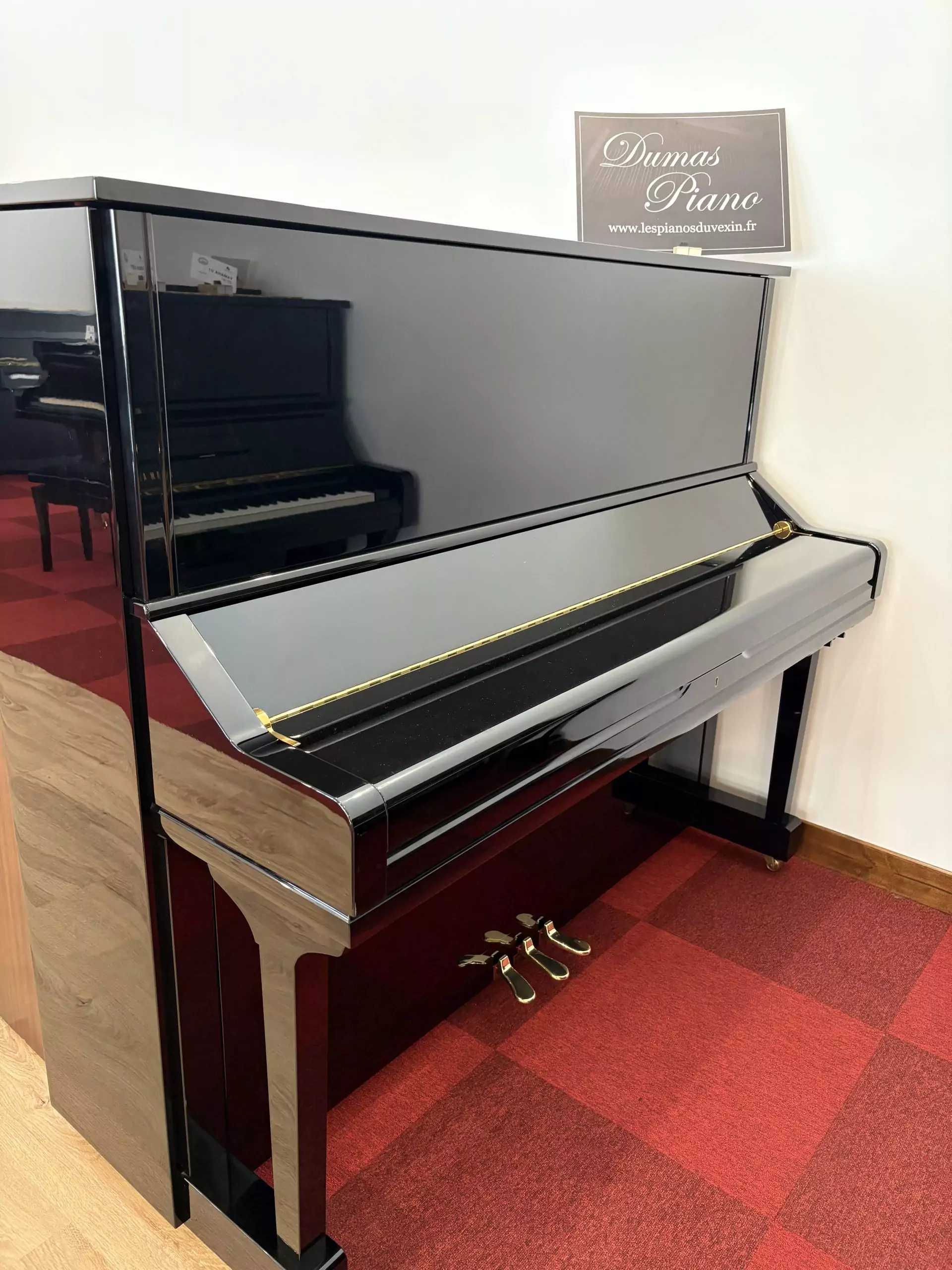 Piano droit laqué noir Yamaha U1 | Dumas Piano