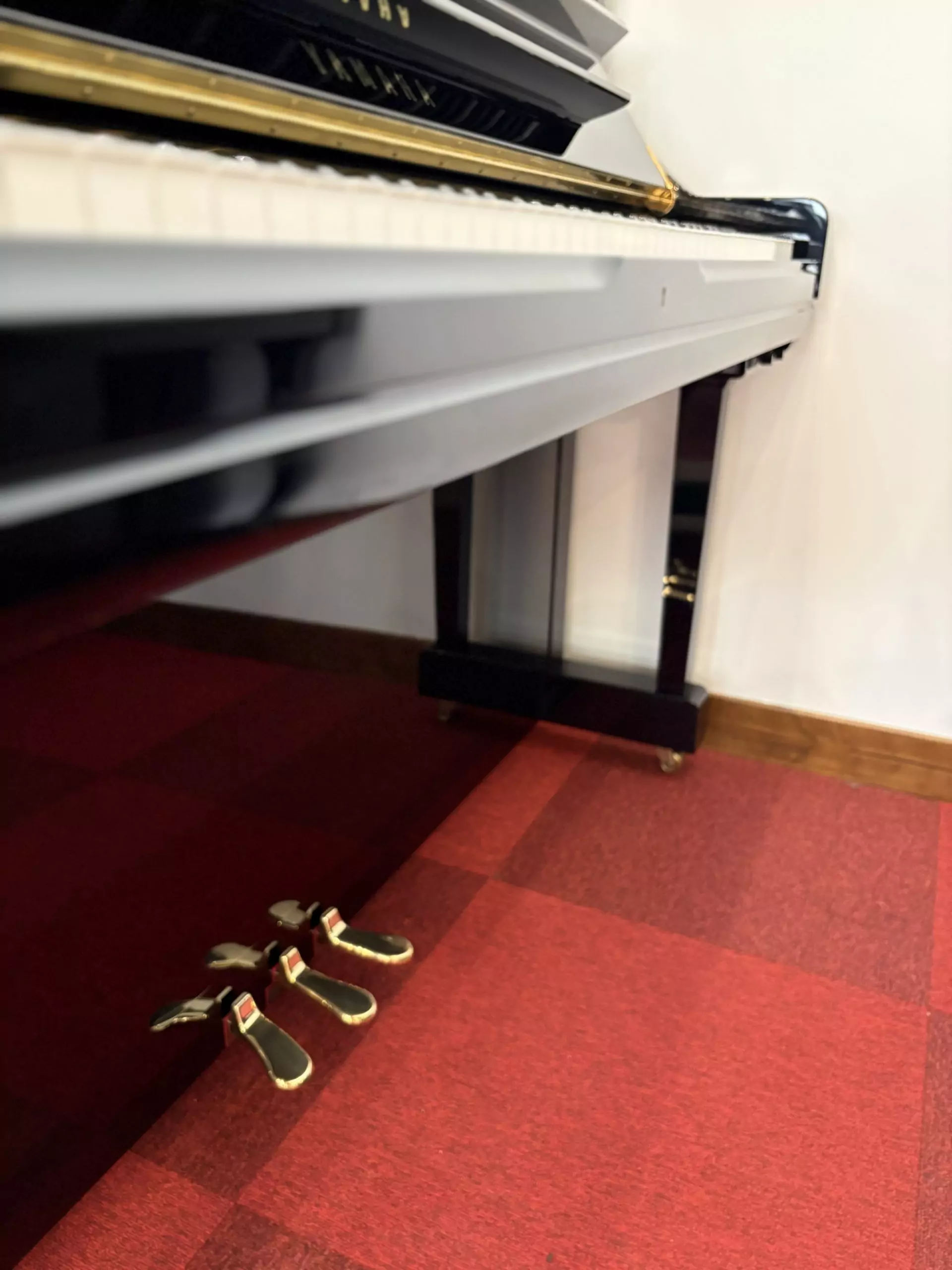 Piano droit laqué noir Yamaha U3 | Dumas Piano