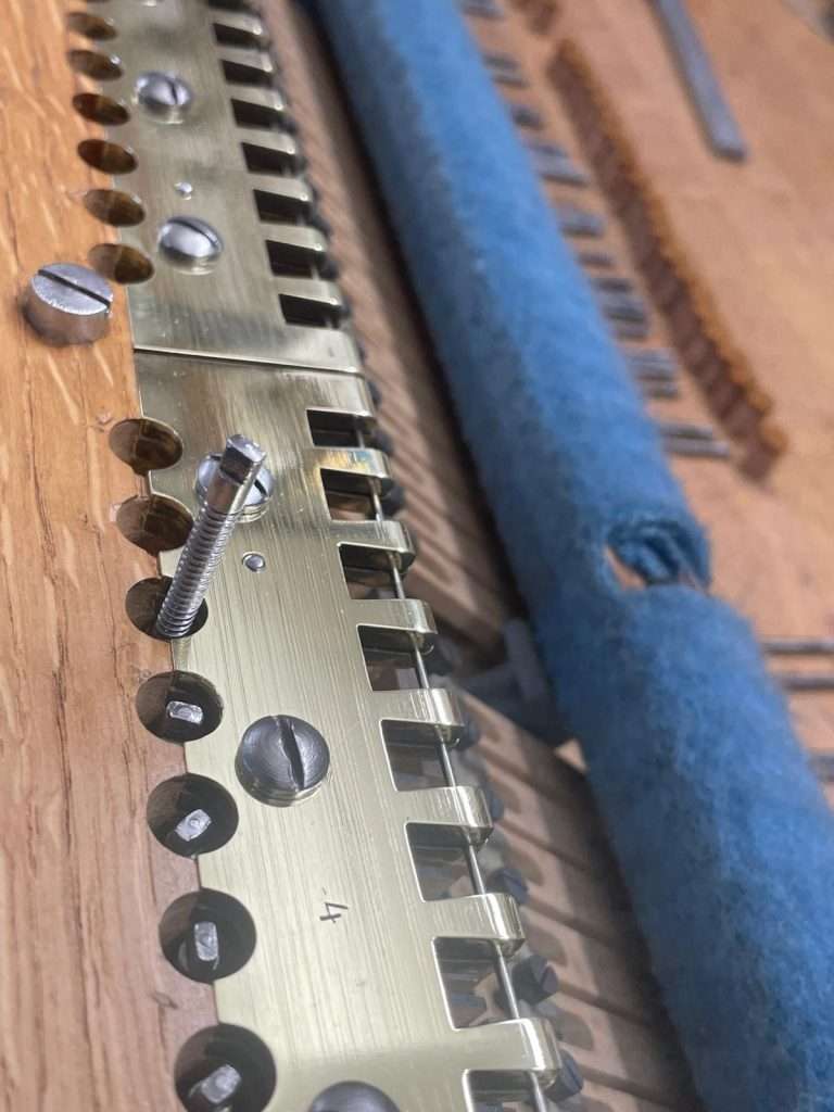 Piano Pleyel 3bis Samson François | Barre de repos et accastillage