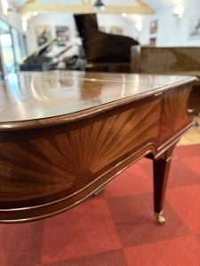 Piano crapaud Gaveau soleil | Dumas Piano