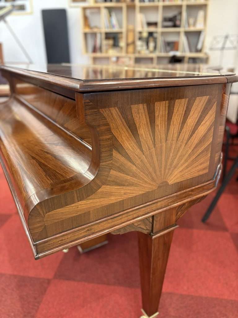 Piano Gaveau crapaud soleil | Dumas Piano