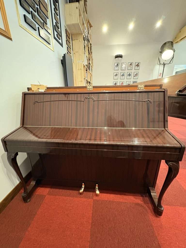 Piano location étude | Dumas Piano