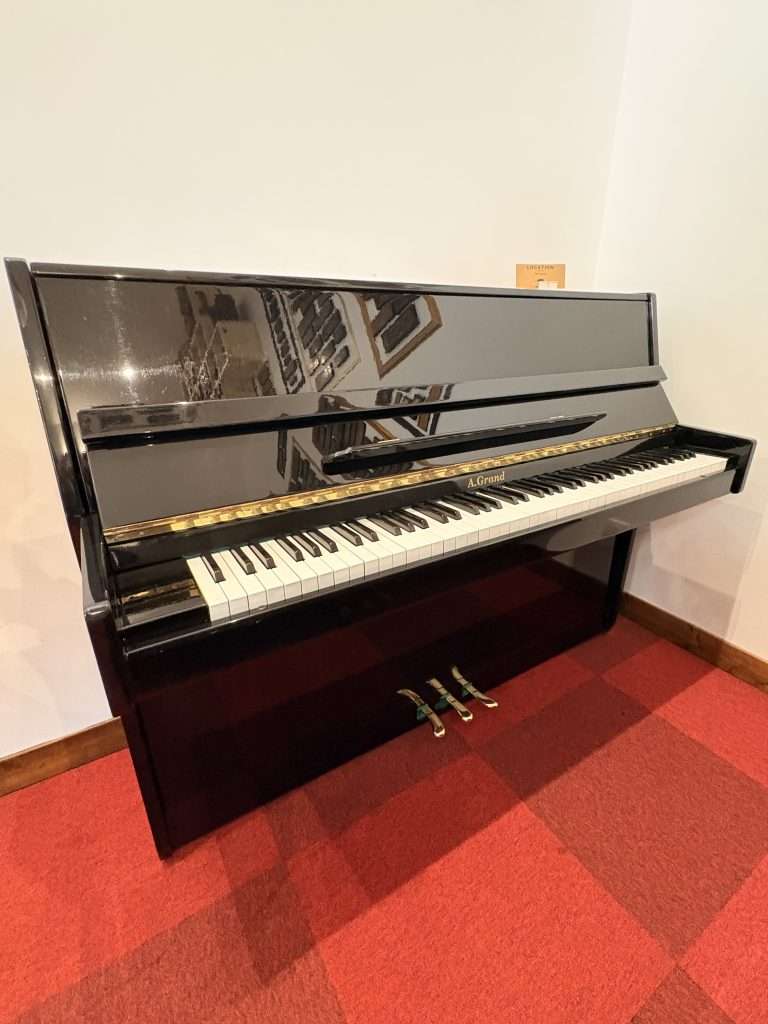 Location piano d'étude | Dumas Piano